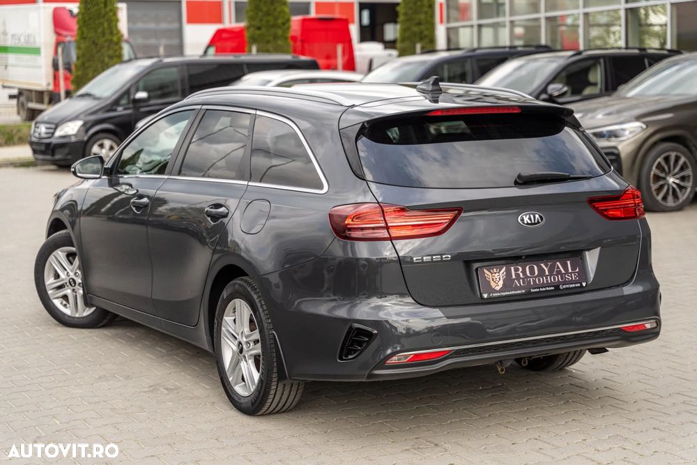 Kia Ceed 1.6 CRDi GT Line - 4