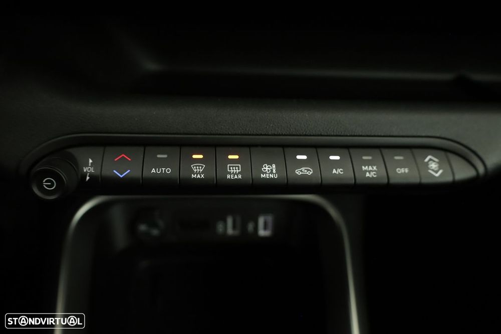 Jeep Avenger 1.2 GSE T3 Altitude - 13