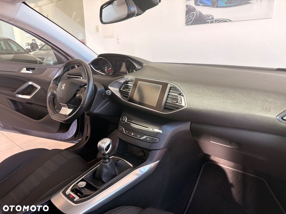 Peugeot 308 - 27