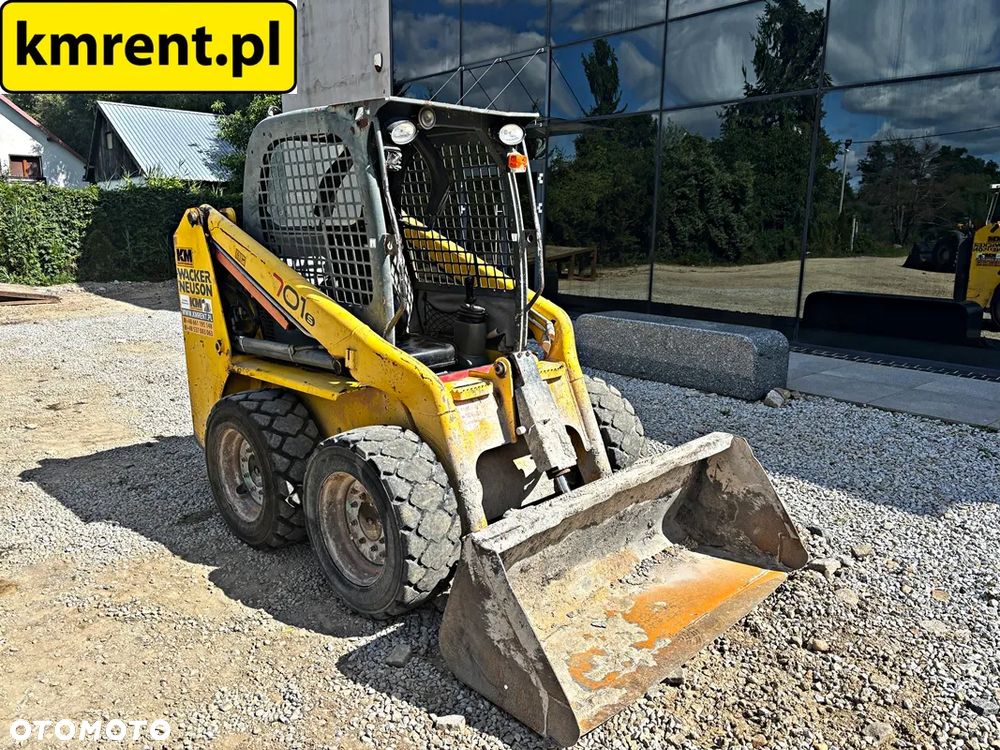 Wacker Neuson 701S MINI-ŁADOWARKA 2013R | BOBCAT S100, S130, 753, WACKER NEUSON WL25, WACKER NEUSON WL30, BOBCAT L23, BOBCAT L28, BOBCAT L35, BOBCAT S70, BOBCAT S450, BOBCAT S510, BOBCAT S530, AVANT 528, AVANT 530 - 6
