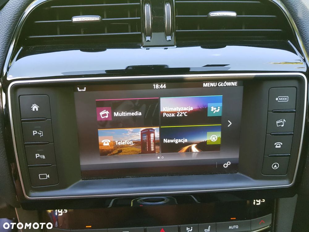 Jaguar F-Pace 3.0 TDV6 AWD R-Sport - 27