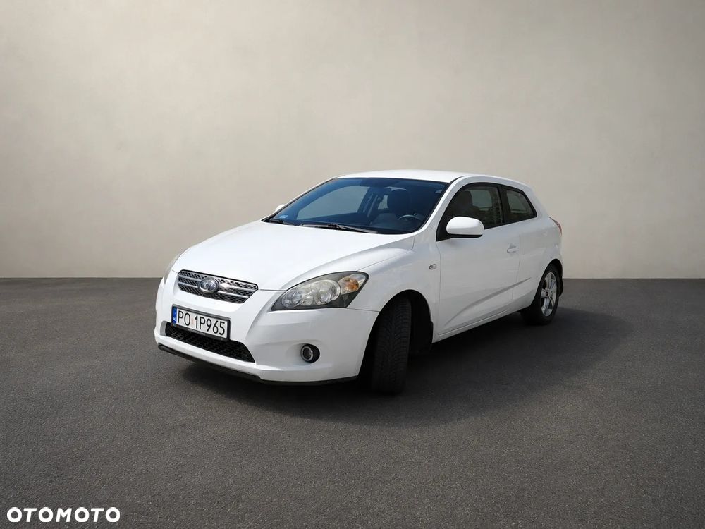 Kia Ceed 1.6 L - 2