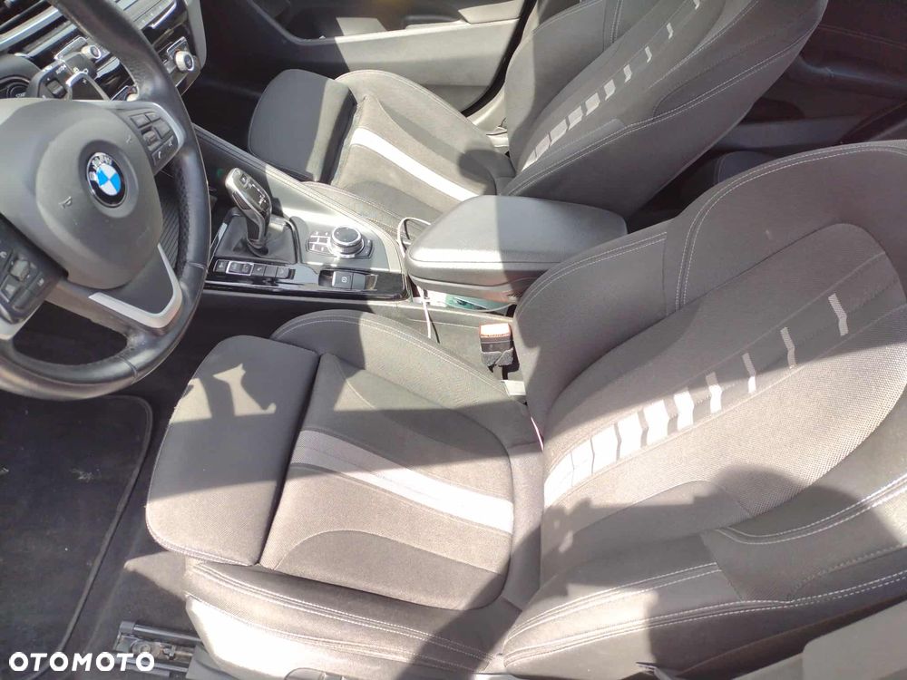 BMW X1 xDrive20d Sport Line - 15