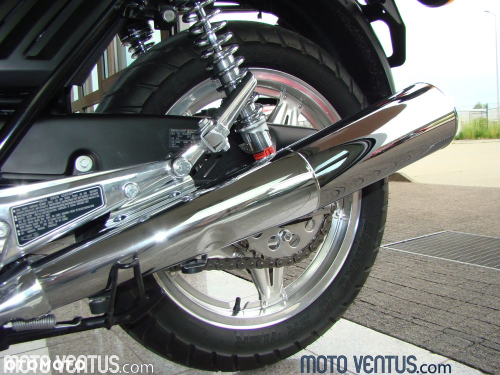 Honda CBX - 25