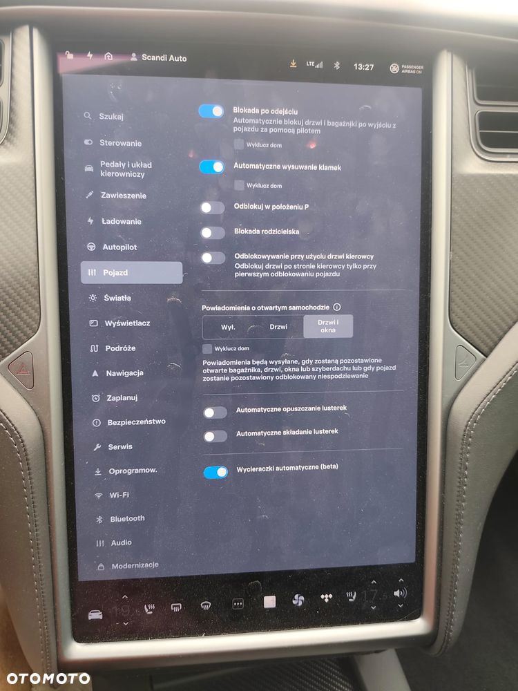Tesla Model S - 20