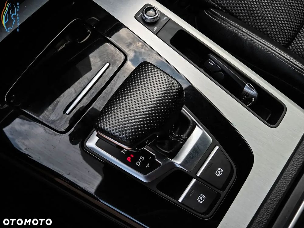 Audi Q5 40 TDI quattro S tronic S line business - 39