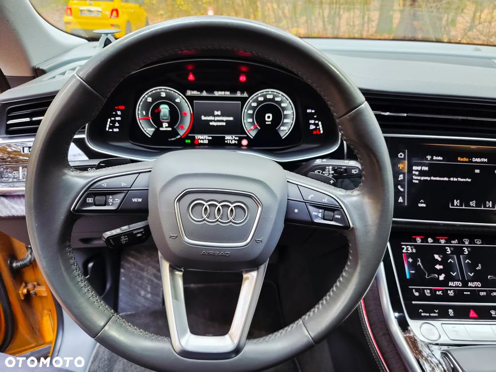 Audi Q8 - 25
