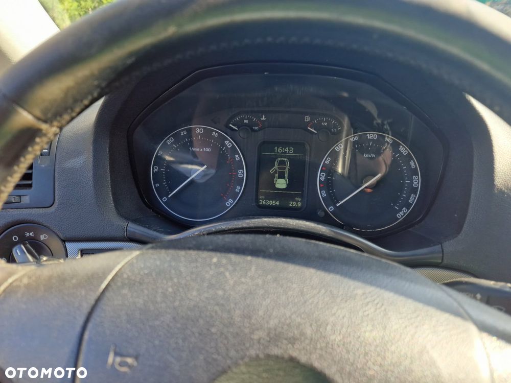 Skoda Octavia 2.0 TDI Elegance - 16