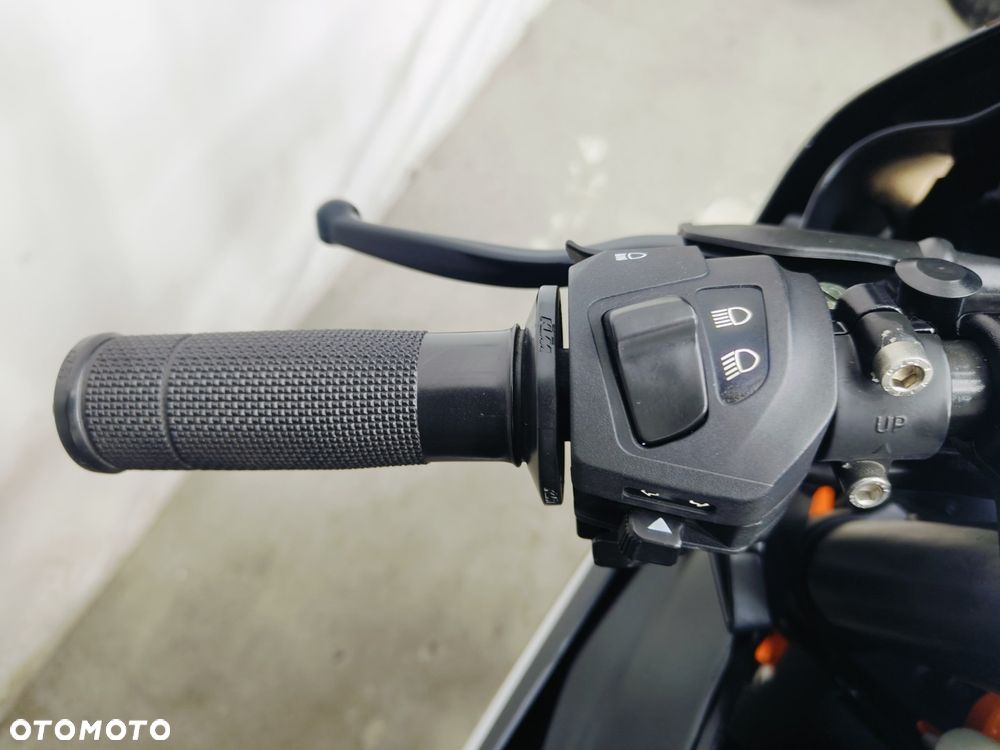 KTM RC 125 - 13