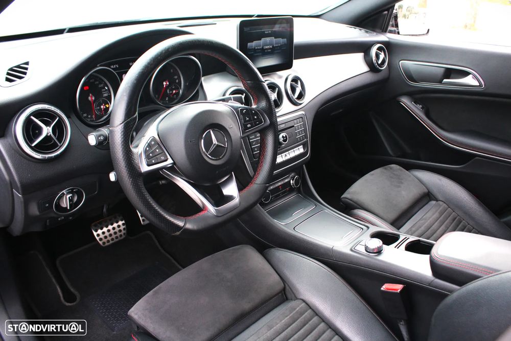 Mercedes-Benz CLA 220 CDI AMG Line Aut. - 31