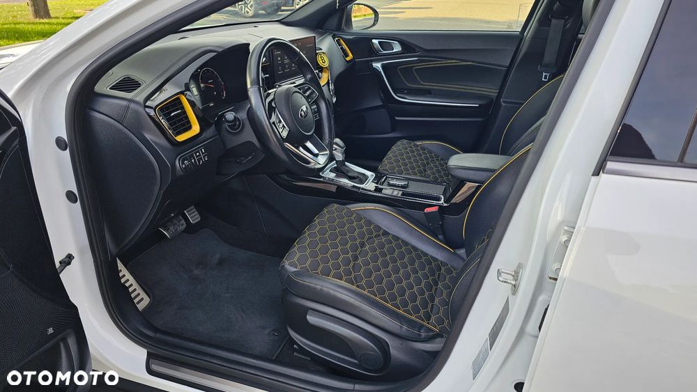 Kia XCeed 1.4 T-GDI OPF DCT7 PLATINUM EDITION - 15