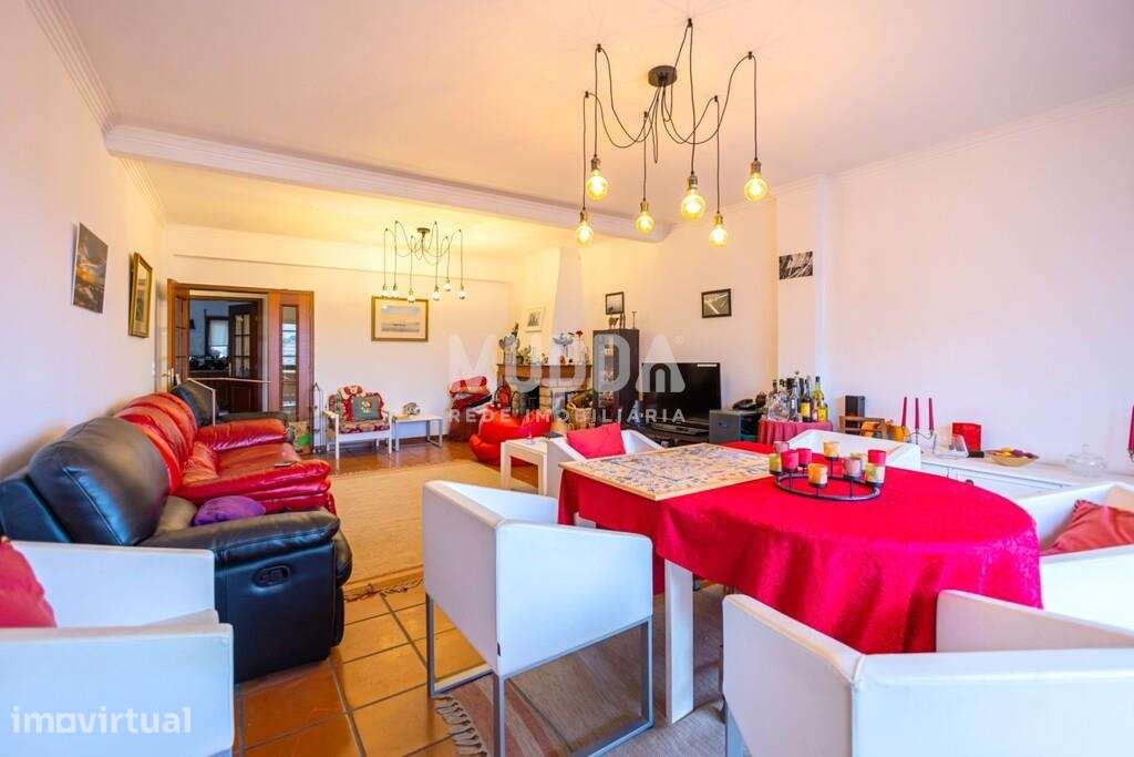 Apartamento T3 no centro de Oliveira de Azeméis - Grande imagem: 2/40
