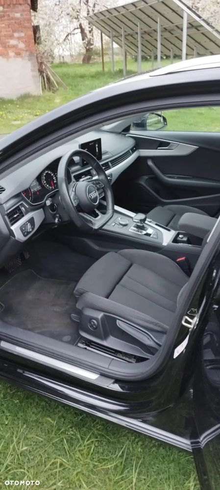 Audi A4 Avant 2.0 TDI S tronic - 12