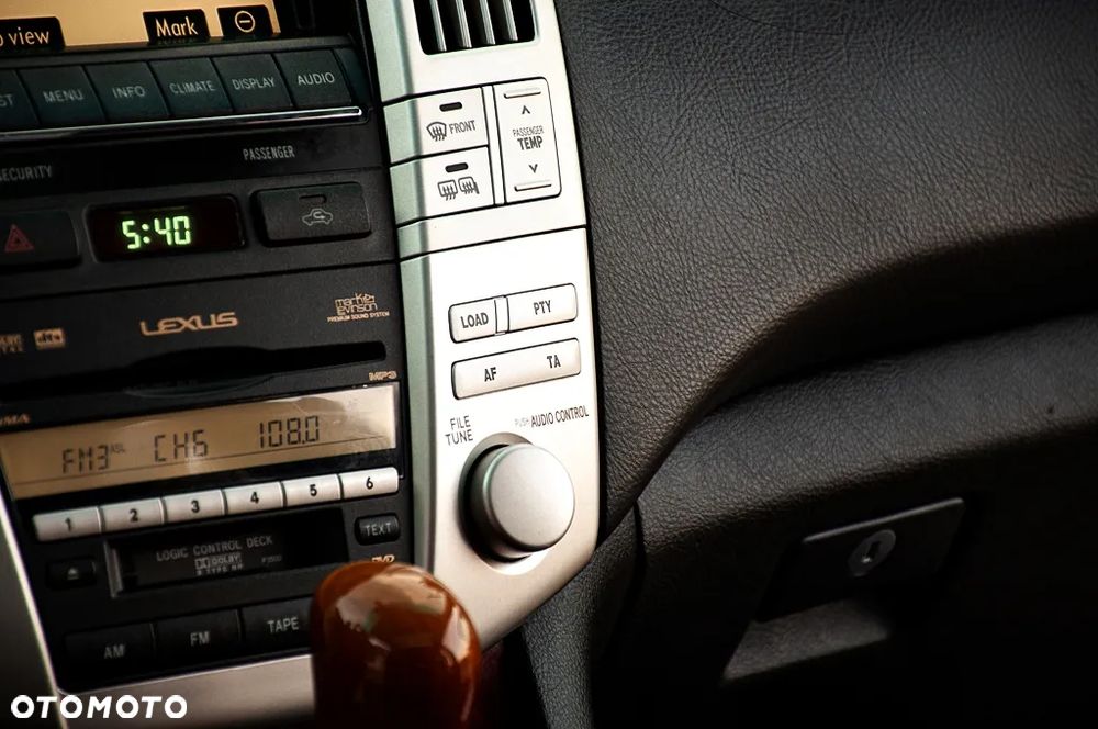 Lexus RX 400h Prestige + - 33