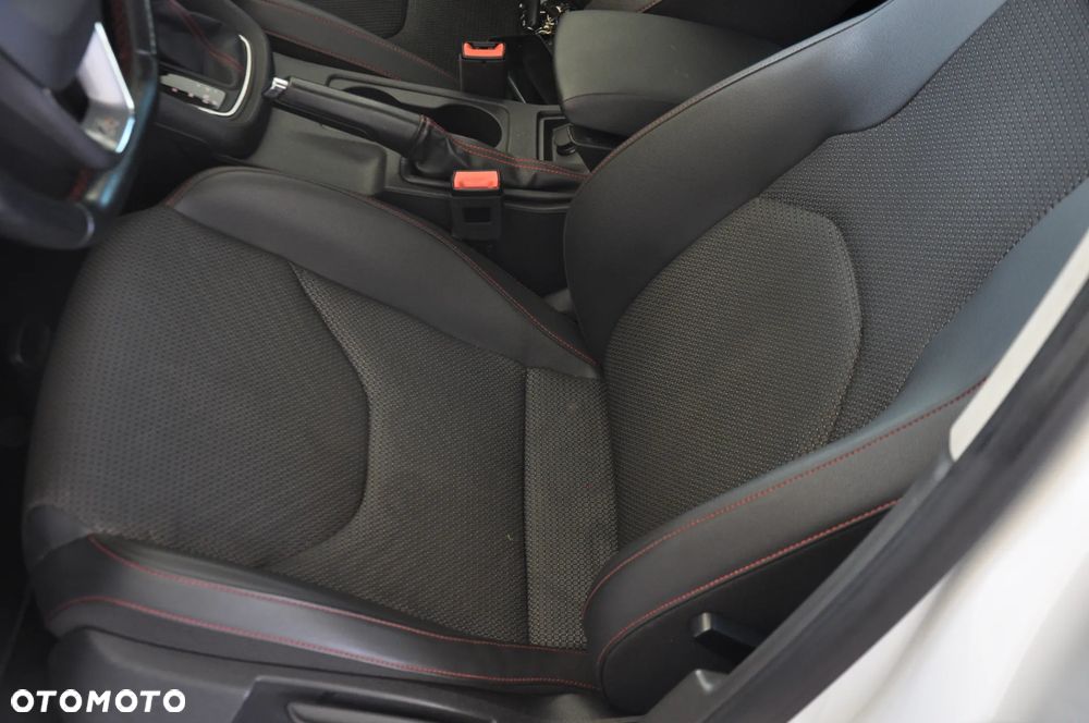 Seat Leon 2.0 TDI DPF DSG FR - 15