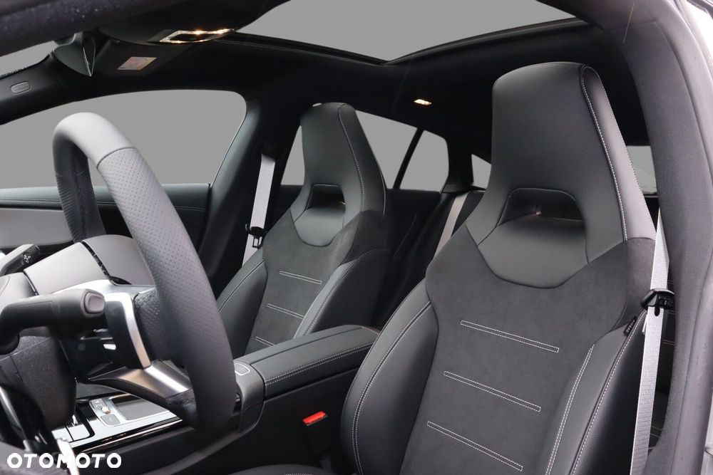 Mercedes-Benz CLA 200 AMG Line 7G-DCT - 9