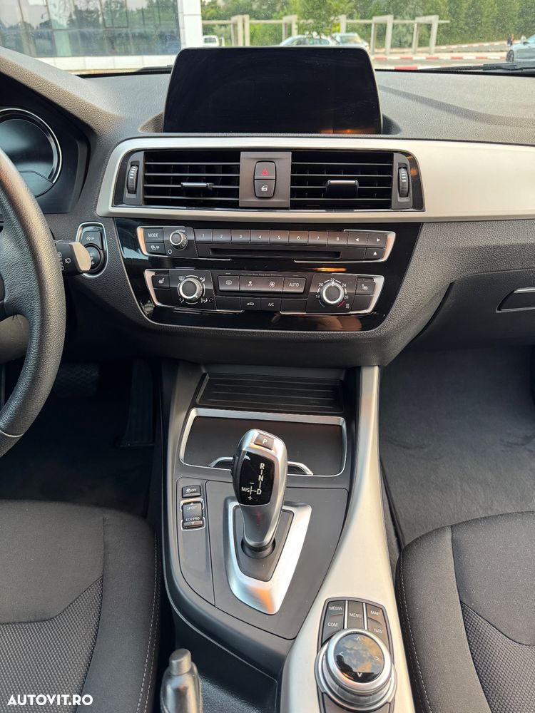 BMW Seria 1 120d Aut. Edition Metropolitan - 10
