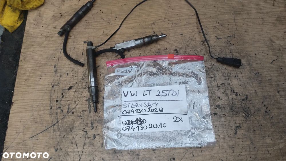 VW LT T4 2,5 TDI wtrysk sterujący 074130202Q   074130201C