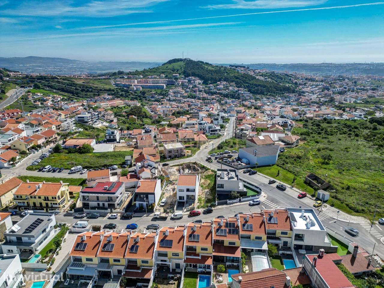 Moradia T4 com piscina em Caneças - Grande imagem: 2/60