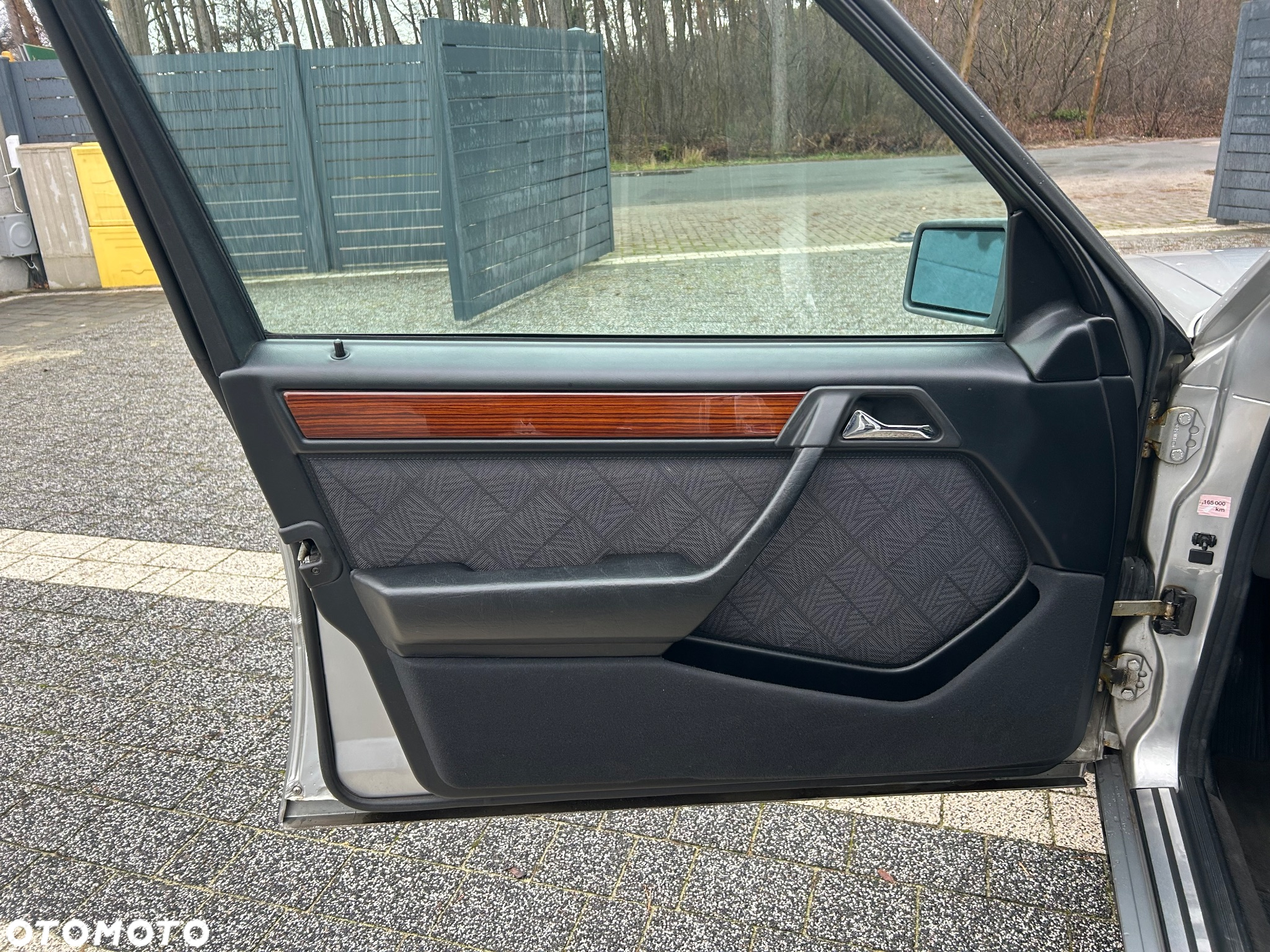 Mercedes-Benz Klasa E 200 T Elegance - 14