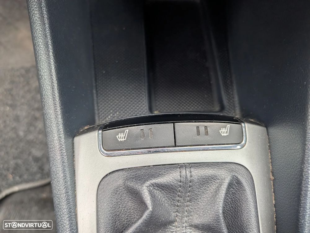 Kia Rio - 10