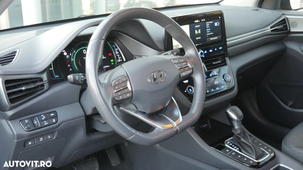 Hyundai IONIQ - 2