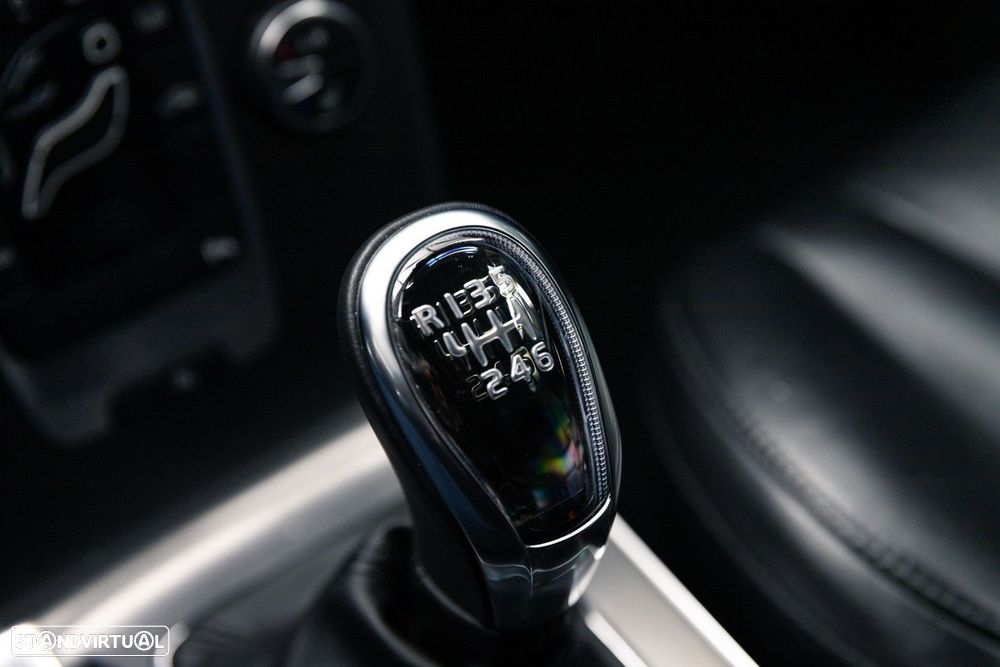 Volvo V40 1.6 D2 Eco Momentum - 37