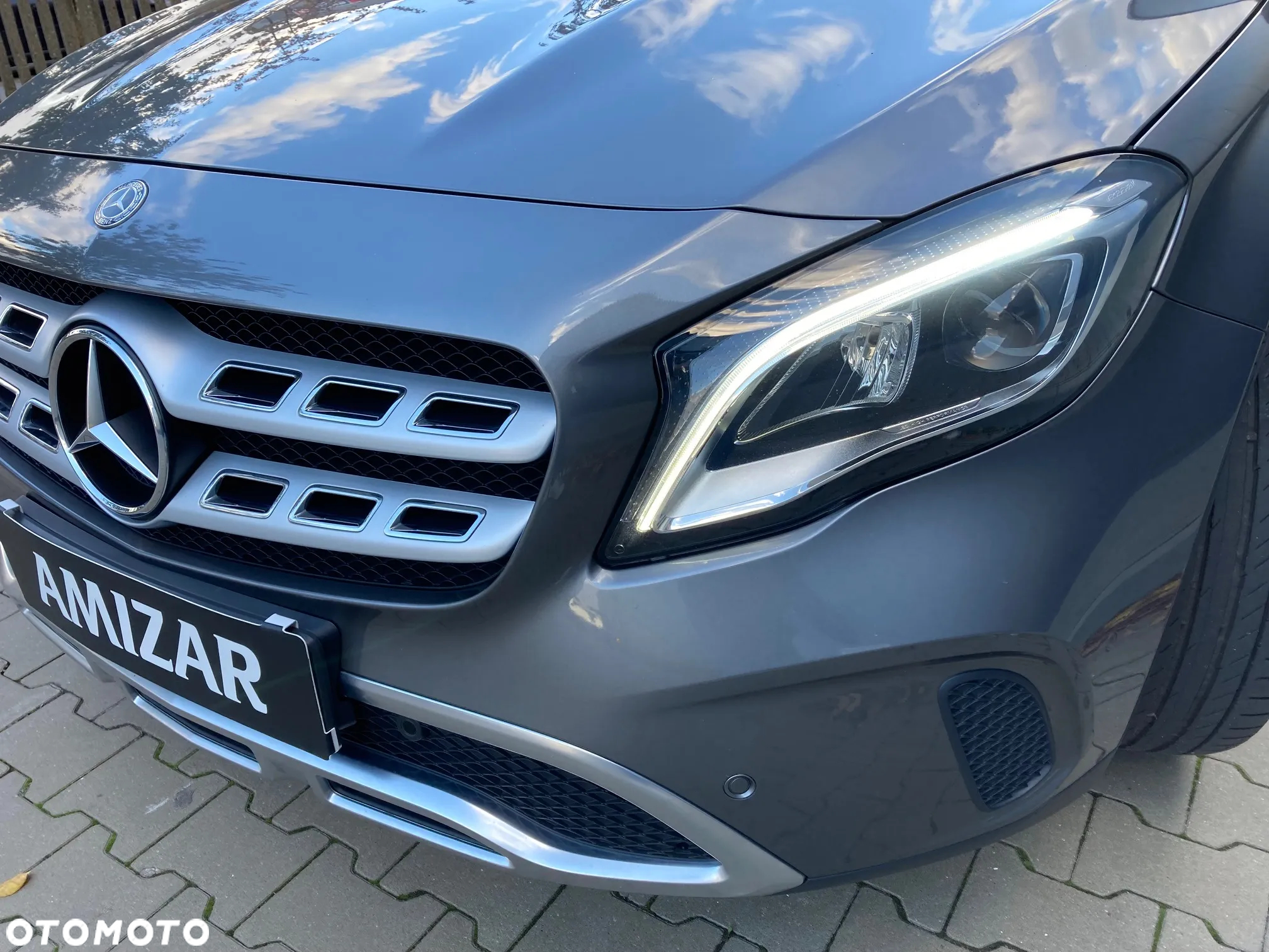 Mercedes-Benz GLA 200 7G-DCT AMG Line - 12