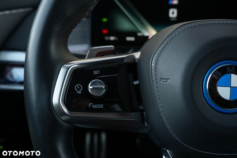 BMW i7 - 27