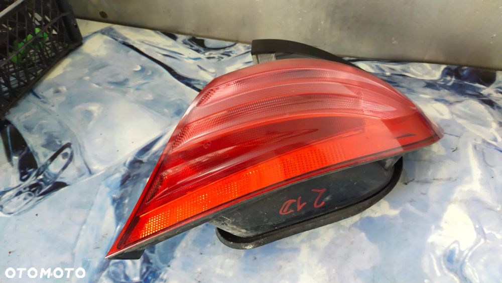 MERCEDES C COUPE W203 CL203 00- LAMPA PRAWA TYLNA - 1
