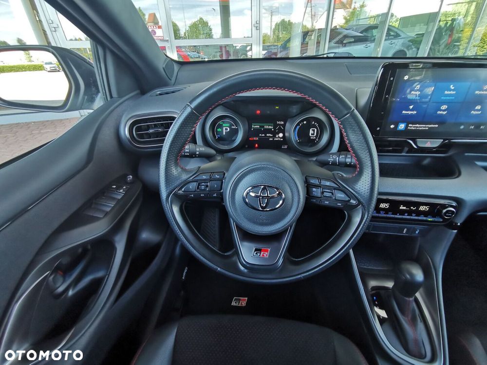 Toyota Yaris - 16