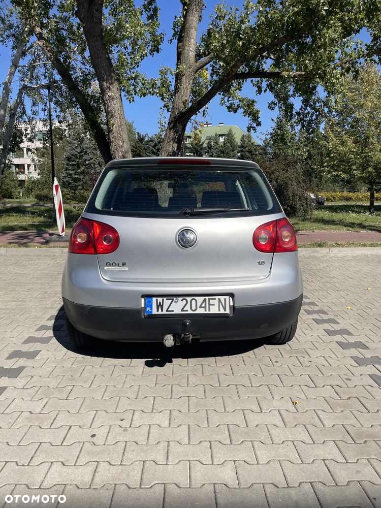 Volkswagen Golf 1.6 Comfortline - 7