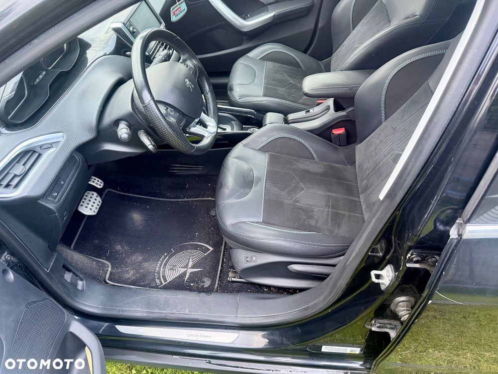 Peugeot 2008 BlueHDi FAP 120 STOP & START EAT6 Crossway - 9