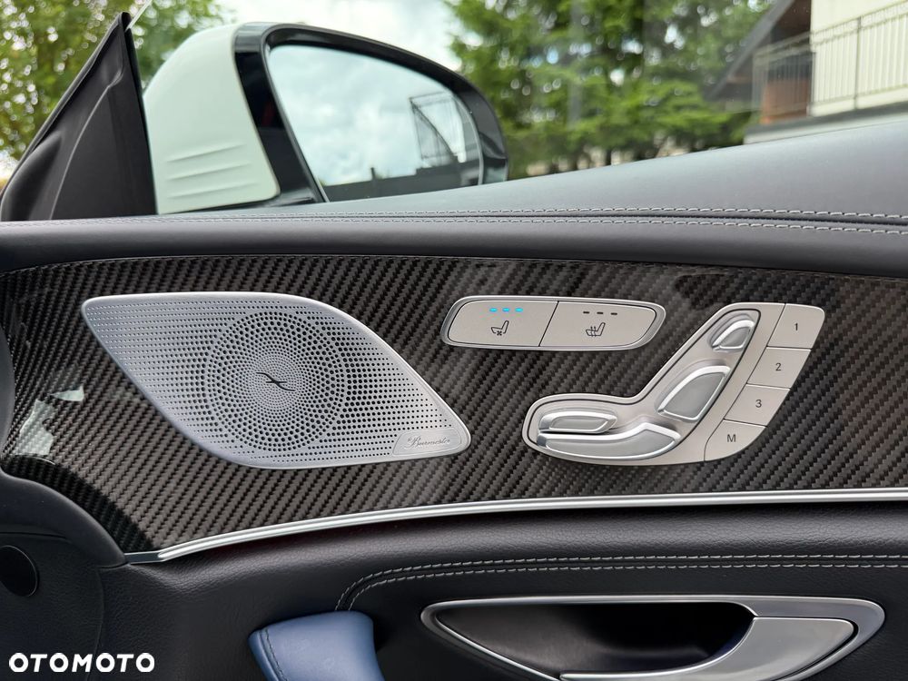 Mercedes-Benz CLS 300 d 4Matic 9G-TRONIC AMG Line - 19