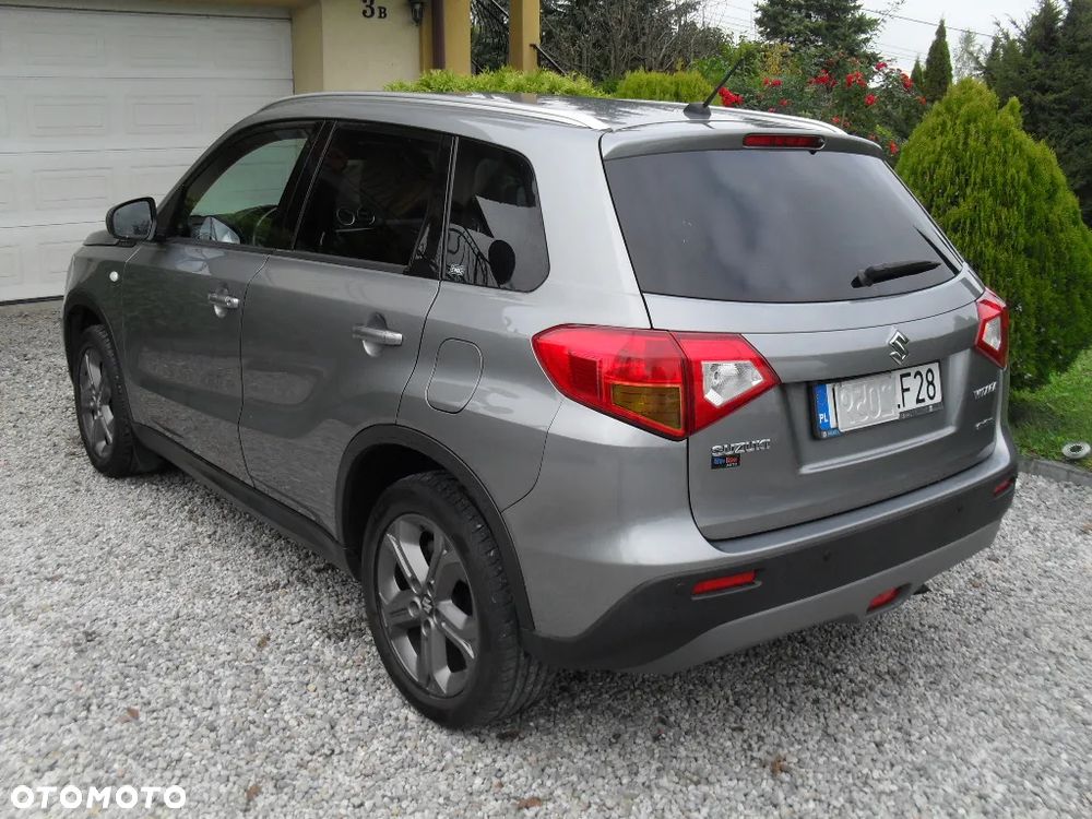 Suzuki Vitara 1.6 Comfort 4WD - 23