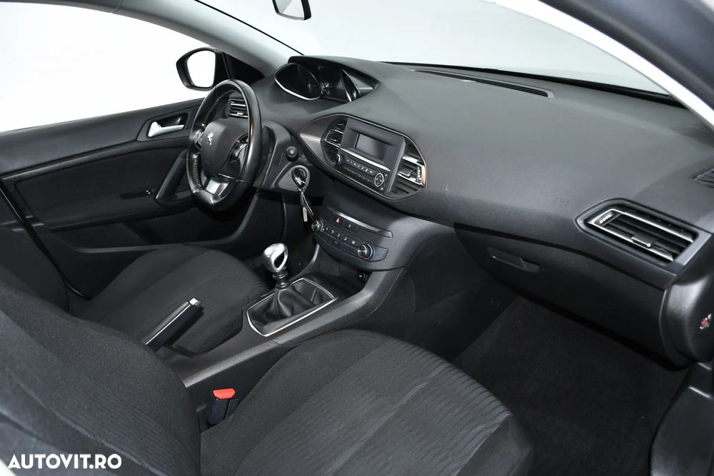 Peugeot 308 - 12