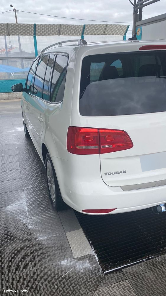 VW Touran 2.0 TDI Blue.Highline 7L - 13