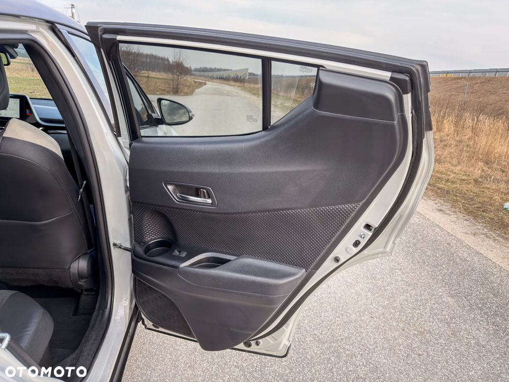 Toyota C-HR 2.0 Hybrid GR Sport - 19