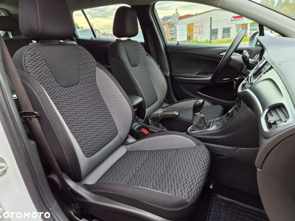 Opel Astra - 19