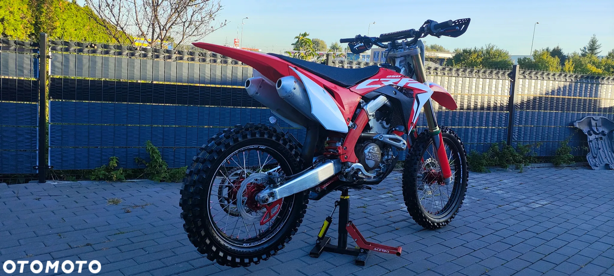 Honda CRF - 6