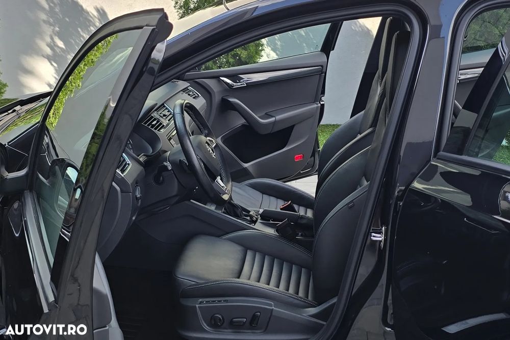 Skoda Octavia 2.0 TDI 4X4 DSG RS - 22
