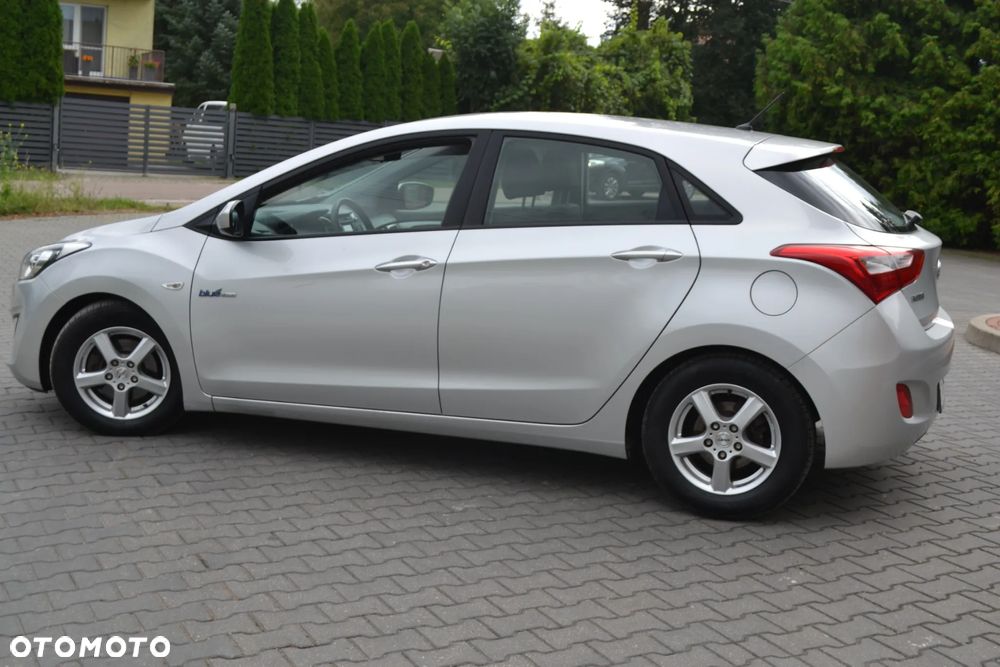 Hyundai i30 1.6 CRDi BlueDrive Classic - 13