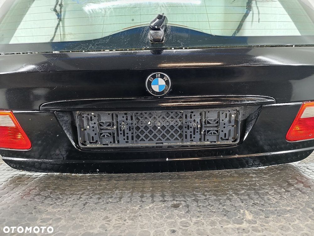 KLAPA BAGAŻNIKA BMW 3 E46 FL 668/9 KOMBI - 5