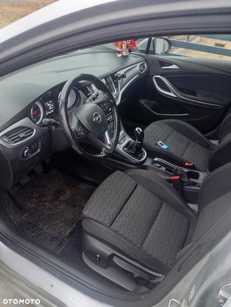 Opel Astra 1.6 D (CDTI) Dynamic - 5