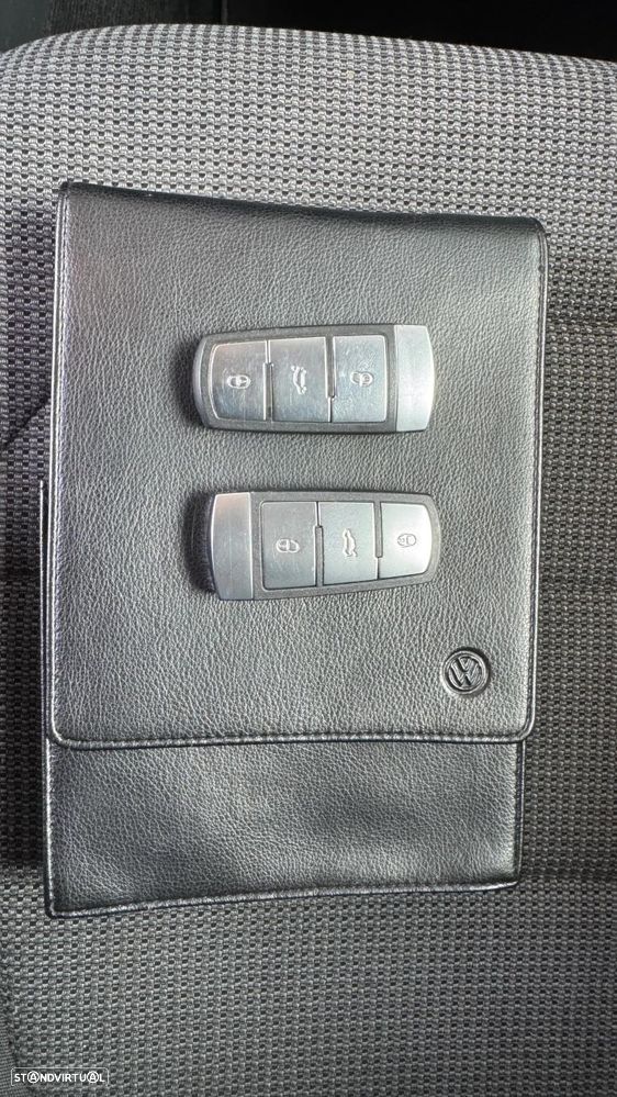 VW Passat 1.6 TDI BlueMotion - 40