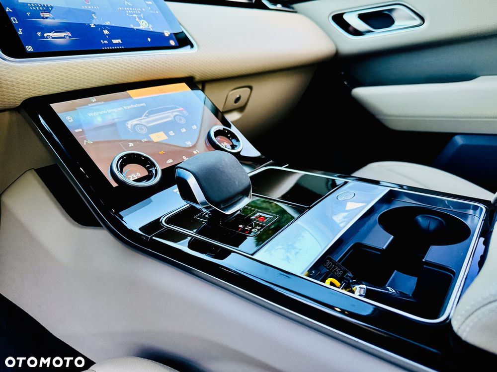 Land Rover Range Rover Velar D200 Dynamic SE - 7