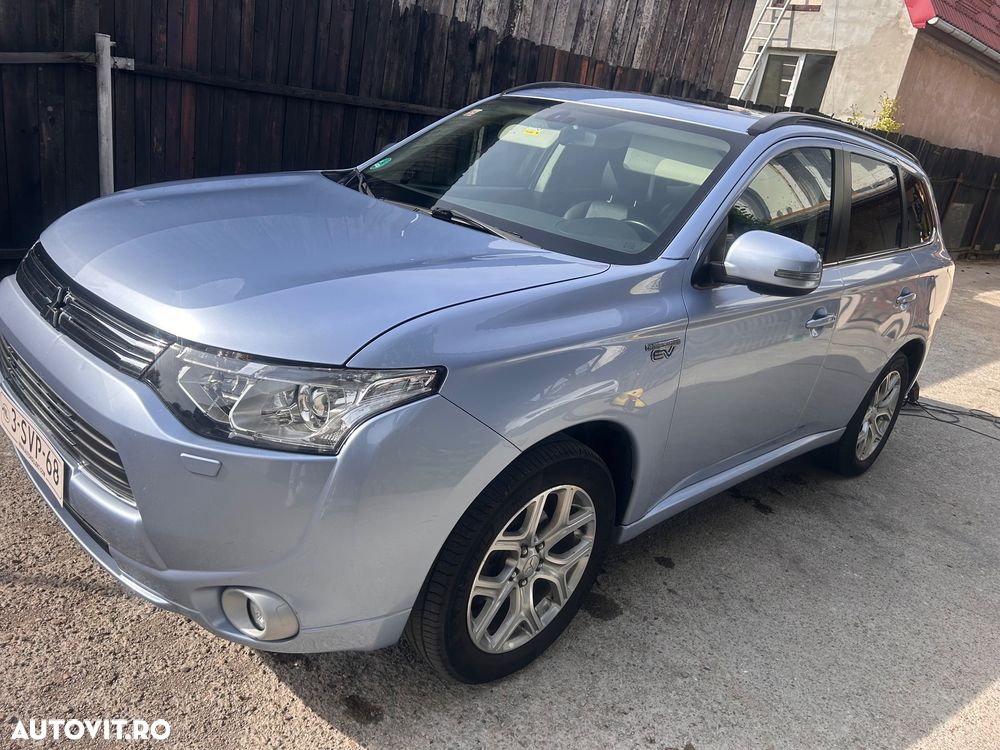 Mitsubishi Outlander ver-2-0-4wd-plus - 1