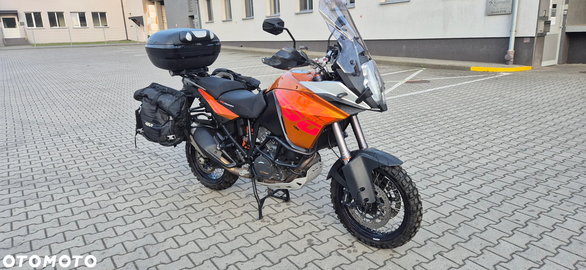 KTM Adventure - 2