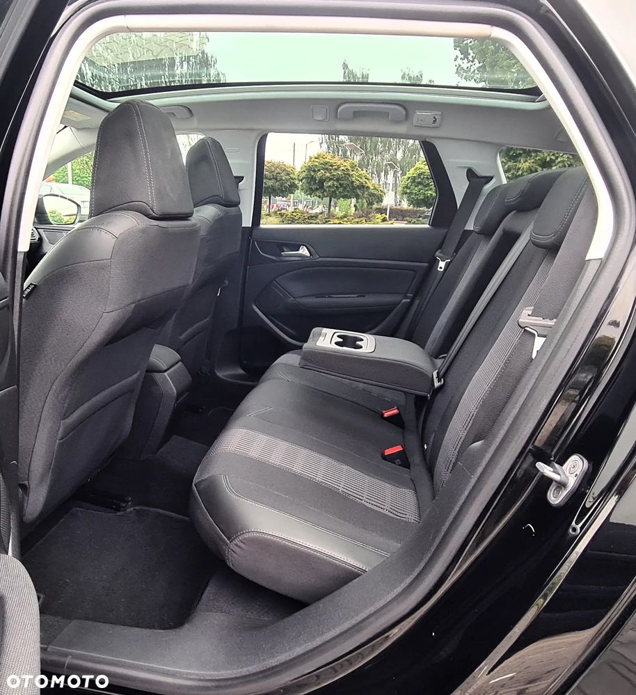 Peugeot 308 BlueHDi 130 Stop & Start Allure Business-Paket - 23