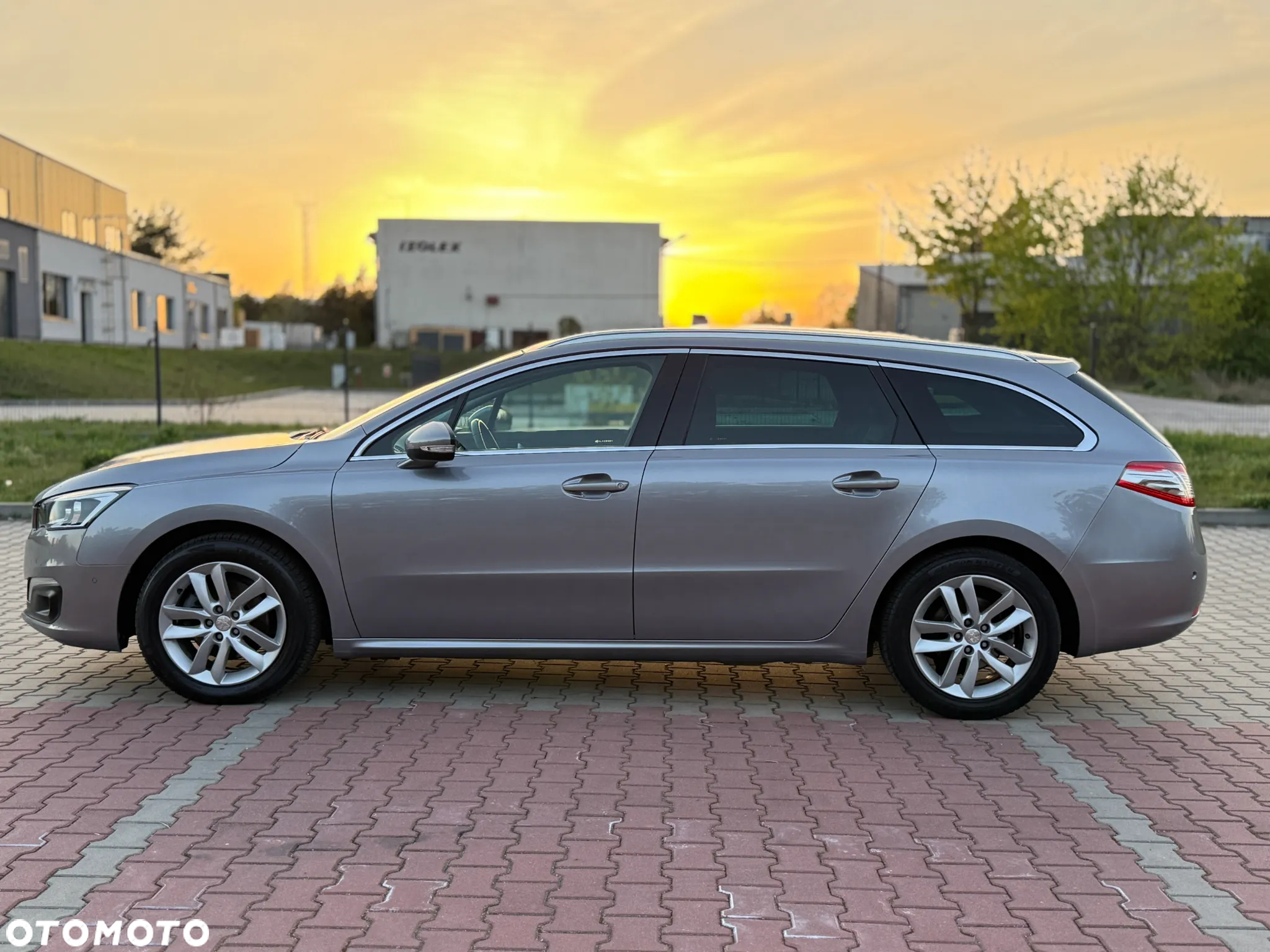 Peugeot 508 1.6 e-THP Allure S&S - 14